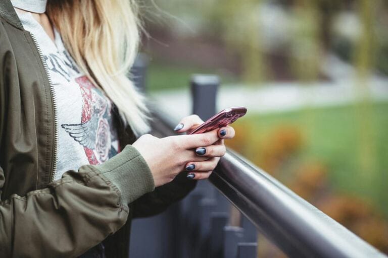 Leaving a Toxic Relationship: Is it Okay to End a Toxic Relationship via Text? can you find love after leaving in an abusive relationship Leaving a Toxic Relationship: Is it Okay to End a Toxic Relationship via Text? can you find love after leaving in an abusive relationship