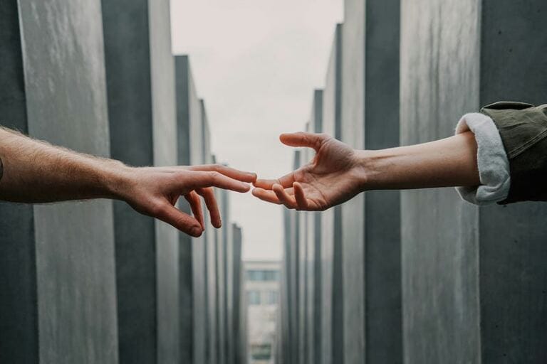 Toxic Relationship: Why Do They Help Out Other People Aside from Their Partner? toxic relationship: why do they help out other people aside from their partner? Toxic Relationship: Why Do They Help Out Other People Aside from Their Partner? toxic relationship: why do they help out other people aside from their partner?