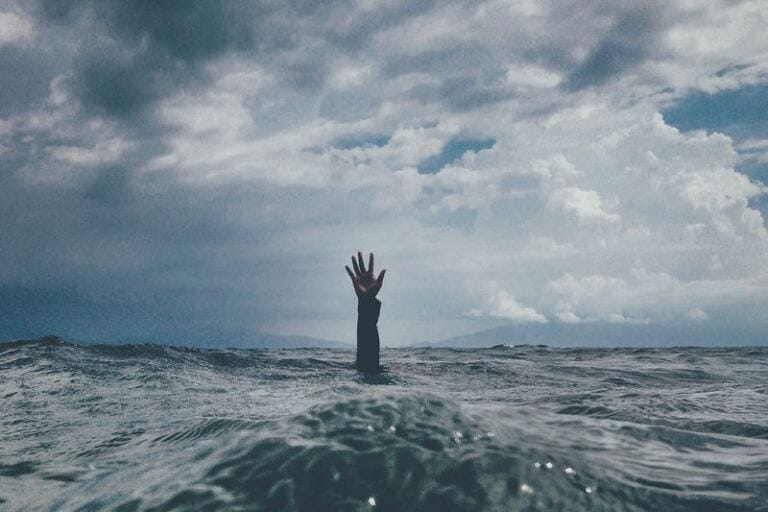 Should You Stay Together for The Sake of The Kids? why some narcissists try to prove that they are happy after a breakup Should You Stay Together for The Sake of The Kids? why some narcissists try to prove that they are happy after a breakup