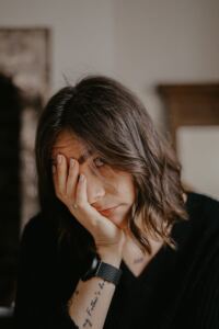 Toxic Relationships: Why You Think You Made A Wrong Decision for Leaving an Abusive Relationship? how do you help out a friend or a family member in a toxic relationship?