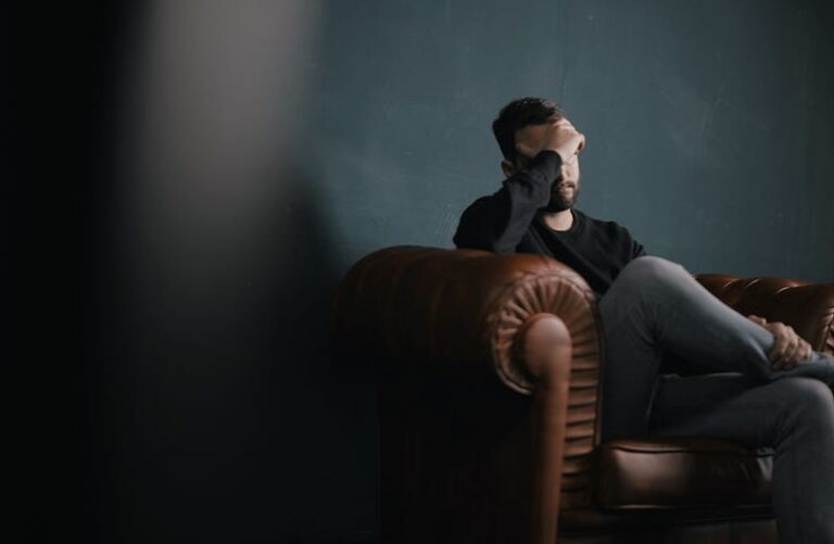 Coping with a Narcissistic Discard why do people go back to their past abusive relationships? Coping with a Narcissistic Discard why do people go back to their past abusive relationships?