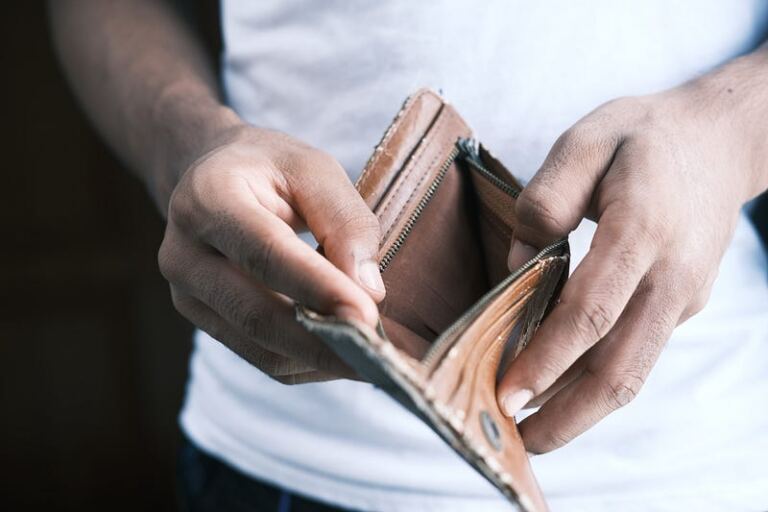 Money Trauma & Financial Abuse in Narcissistic Relationships money trauma & financial abuse in narcissistic relationships Money Trauma & Financial Abuse in Narcissistic Relationships money trauma & financial abuse in narcissistic relationships