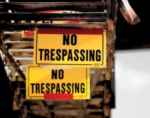 5 WAYS BOUNDARIES PROTECT YOUR FROM MANIPULATION how do you help out a friend or a family member in a toxic relationship?