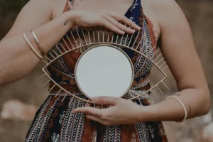Is Everyone a Narcissist Now? Why You Shouldn’t Get Lost in Online Debates A problem shared is a problem halved